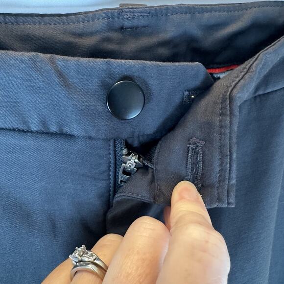 Lululemon Men’s 36 ABC Commission Pants Black Slim Fit Warpstreme Stretch Casual - Picture 8 of 10